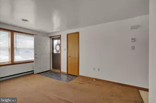 555 Honeysuckle Ct, Pine Grove, PA 17963 - Photo 21