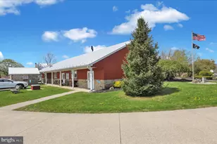 555 Honeysuckle Ct, Pine Grove, PA 17963 - Photo 29