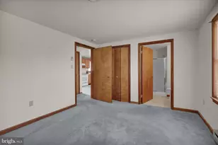 555 Honeysuckle Ct, Pine Grove, PA 17963 - Photo 11