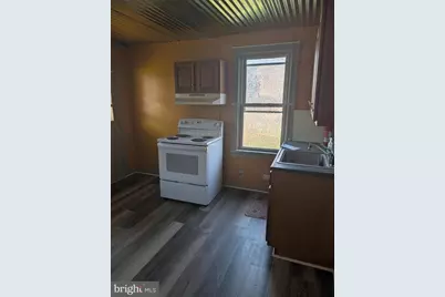 17-19-21-23 Pine Street #23, Port Carbon, PA 17965 - Photo 5