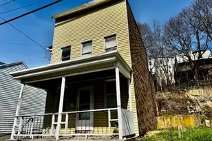 440 E Market St, Pottsville, PA 17901 - Photo 3