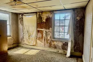 440 E Market St, Pottsville, PA 17901 - Photo 17