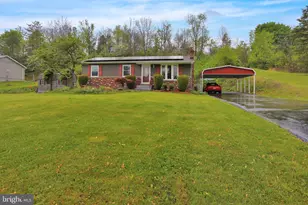 183 E Adamsdale Rd, Orwigsburg, PA 17961 - Photo 1