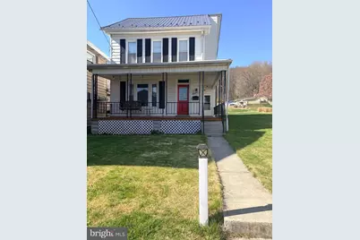 805 E Grand Avenue, Tower City, PA 17980 - Photo 1