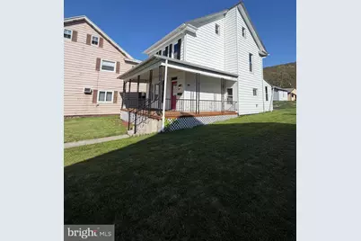 805 E Grand Avenue, Tower City, PA 17980 - Photo 5