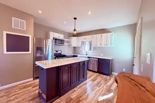 805 E Grand Ave, Tower City, PA 17980 - Photo 17