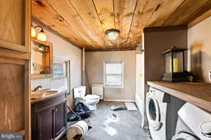 40 Chestnut St, Cressona, PA 17929 - Photo 19