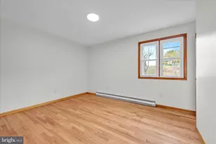 300 Topeka Ave, Shenandoah, PA 17976 - Photo 31