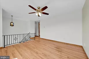 300 Topeka Ave, Shenandoah, PA 17976 - Photo 11