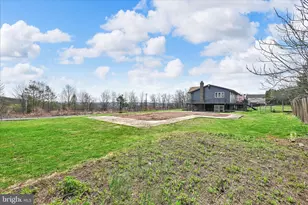 300 Topeka Ave, Shenandoah, PA 17976 - Photo 35