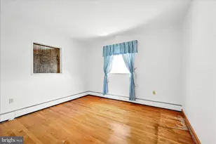 214 W Maple St, Valley View, PA 17983 - Photo 19