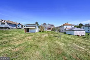 305 S Good Spring Rd, Hegins, PA 17938 - Photo 7