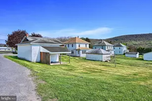 305 S Good Spring Rd, Hegins, PA 17938 - Photo 33