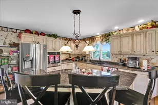 208 McKinley St, Schuylkill Haven, PA 17972 - Photo 5