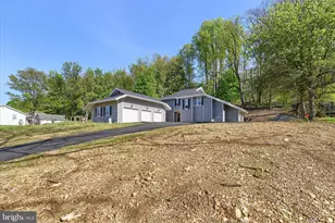 92 S Sweet Arrow Lake Rd, Pine Grove, PA 17963 - Photo 5