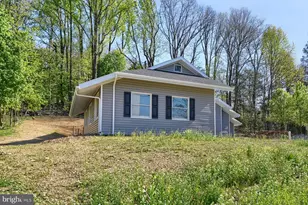 92 S Sweet Arrow Lake Rd, Pine Grove, PA 17963 - Photo 5