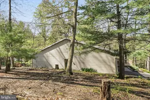 2377 Stallion Dr, Auburn, PA 17922 - Photo 55