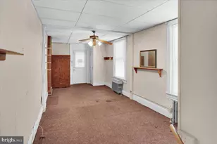 607 W Norwegian St, Pottsville, PA 17901 - Photo 3