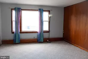 301 W Main St, Valley View, PA 17983 - Photo 17