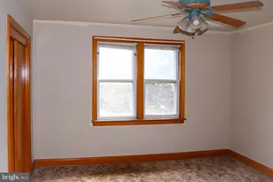 301 W Main St, Valley View, PA 17983 - Photo 33
