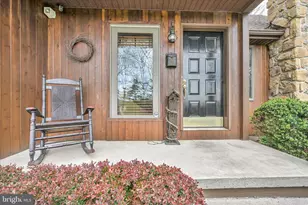 31 Harvey Dr, Pine Grove, PA 17963 - Photo 3