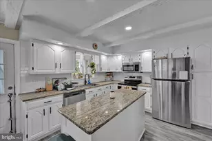 100 W Cherry St, Shenandoah, PA 17976 - Photo 11