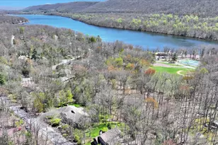 220 Lake Dr, Nesquehoning, PA 18240 - Photo 3
