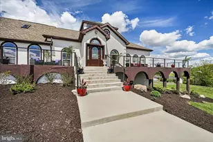 1076 Indian Cove, Auburn, PA 17922 - Photo 3