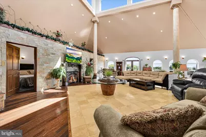 1076 Indian Cove, Auburn, PA 17922 - Photo 11