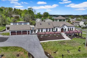 1076 Indian Cove, Auburn, PA 17922 - Photo 3