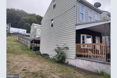 52 W Bacon Street, Pottsville, PA 17901 - Photo 5