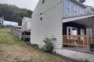 52 W Bacon St, Pottsville, PA 17901 - Photo 5