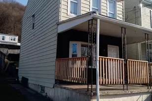 52 W Bacon St, Pottsville, PA 17901 - Photo 1