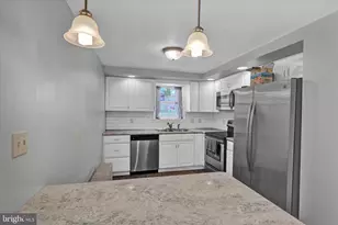 518 N Front St, Minersville, PA 17954 - Photo 11