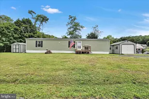 2 Center St, Port Carbon, PA 17965 - Photo 3