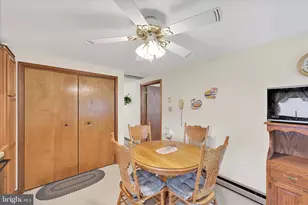 545 Honeysuckle Ct, Pine Grove, PA 17963 - Photo 9