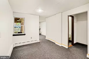 9 N 6th St, Pottsville, PA 17901 - Photo 11