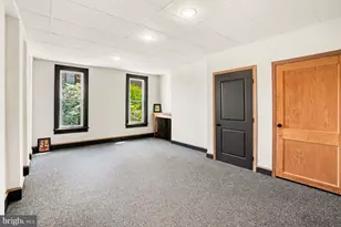 9 N 6th St, Pottsville, PA 17901 - Photo 3