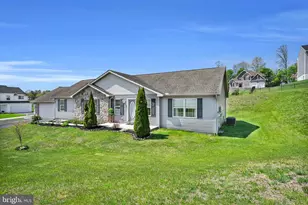 12 Hillside Vista Dr, Pine Grove, PA 17963 - Photo 5