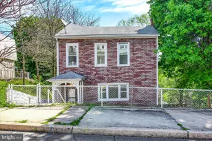 720 N 2nd St, Pottsville, PA 17901 - Photo 1