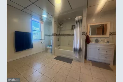 21 E Centre Street, Shenandoah, PA 17976 - Photo 29
