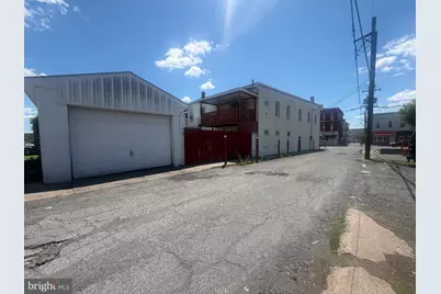 21 E Centre Street, Shenandoah, PA 17976 - Photo 7
