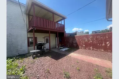 21 E Centre Street, Shenandoah, PA 17976 - Photo 11