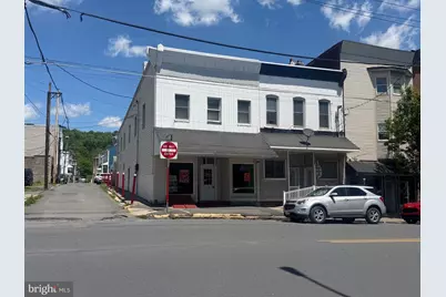 21 E Centre Street, Shenandoah, PA 17976 - Photo 3