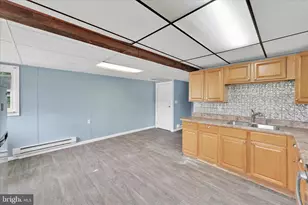 636 Snyder St, Pottsville, PA 17901 - Photo 21