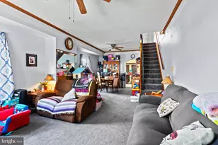 817 Grant St, Pottsville, PA 17901 - Photo 15