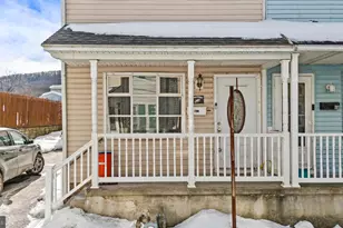 817 Grant St, Pottsville, PA 17901 - Photo 1