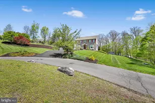404 Concord Green, Pottsville, PA 17901 - Photo 5