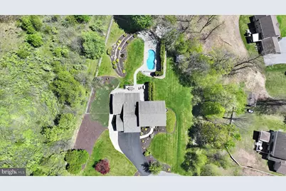 404 Concord Green, Pottsville, PA 17901 - Photo 3
