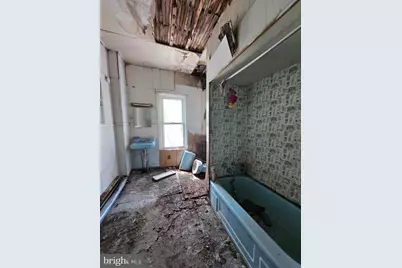 1033 E Centre Street, Mahanoy City, PA 17948 - Photo 9
